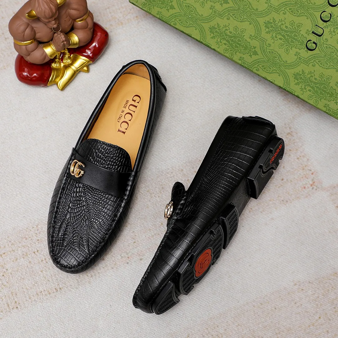 Men's shoes💰360💰🕷🕷️【 GUCCI 】Gucci's best-selling trendy men's casual slip-on shoes 🇨🇳Official website original 1:1 mold 💯Original quality, fine workmanship ☘Fashionable and versatile, perfect shape, comfortable on the feet 🍓Trendy men's recommended model, imported cowhide on the top layer 🎋High-quality pigskin lining, rubber wear-resistant and non-slip outsole, high-end atmosphere, worth owning 🍉Optional 38-44